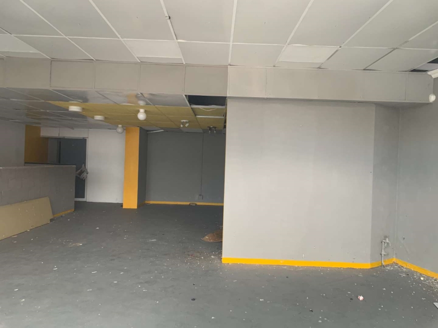 To Let commercial Property for Rent in Plumstead Western Cape